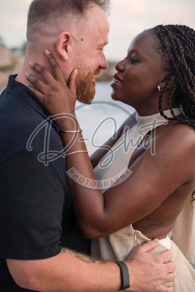 Lizzie and Dom, photo 17